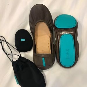 Tieks - Chocolate brown - Like New - size 8